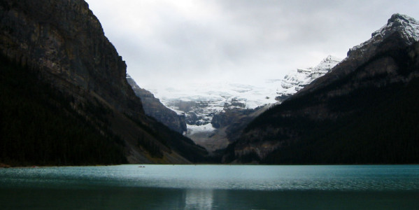 Breathtaking Views at the Lake Louise in Banff Calgary Canada