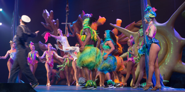 Marine Wonders, High-Flying Acrobatics, and Nostalgic Charm at Aqua Voyage Ocean Park in Hong Kong