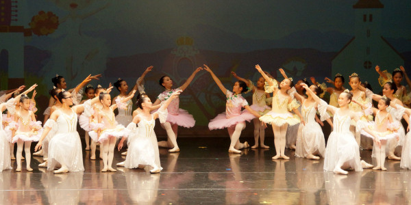 The Princess and the Nutcracker: Petite Princess Academy Showcase