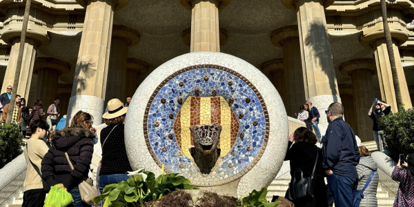 Barcelona's Best: Sagrada Familia, Flamenco, and Foodie Finds